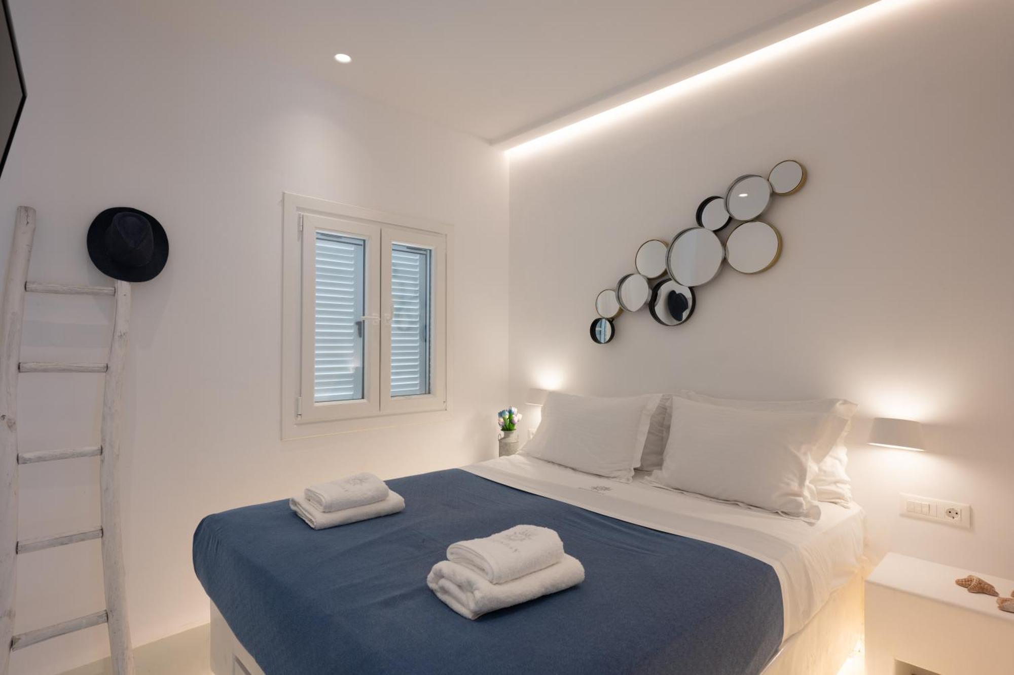 Hyades - Downtown Suites,